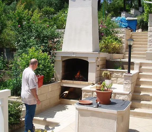 Hela לומבארדה