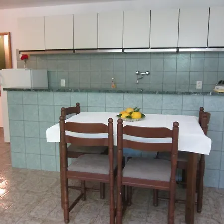 Apartament Hela