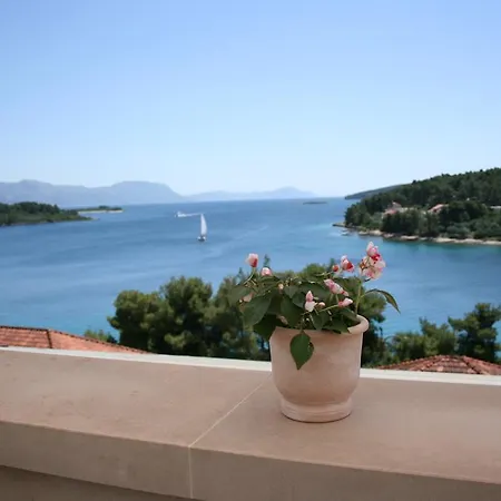 Hela ルンバルダ